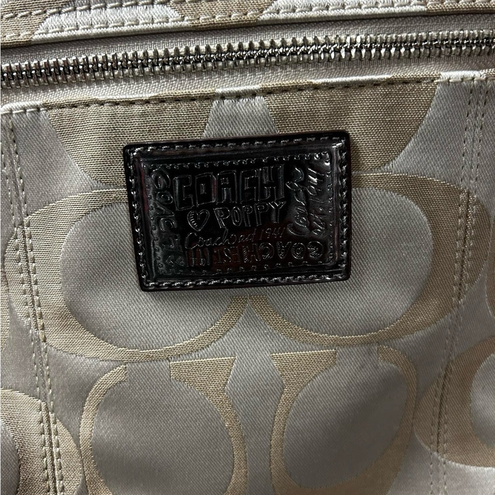 HOST PICKš„³Authentic Coach Poppy Shoulder Bag - Picture 4 of 10
